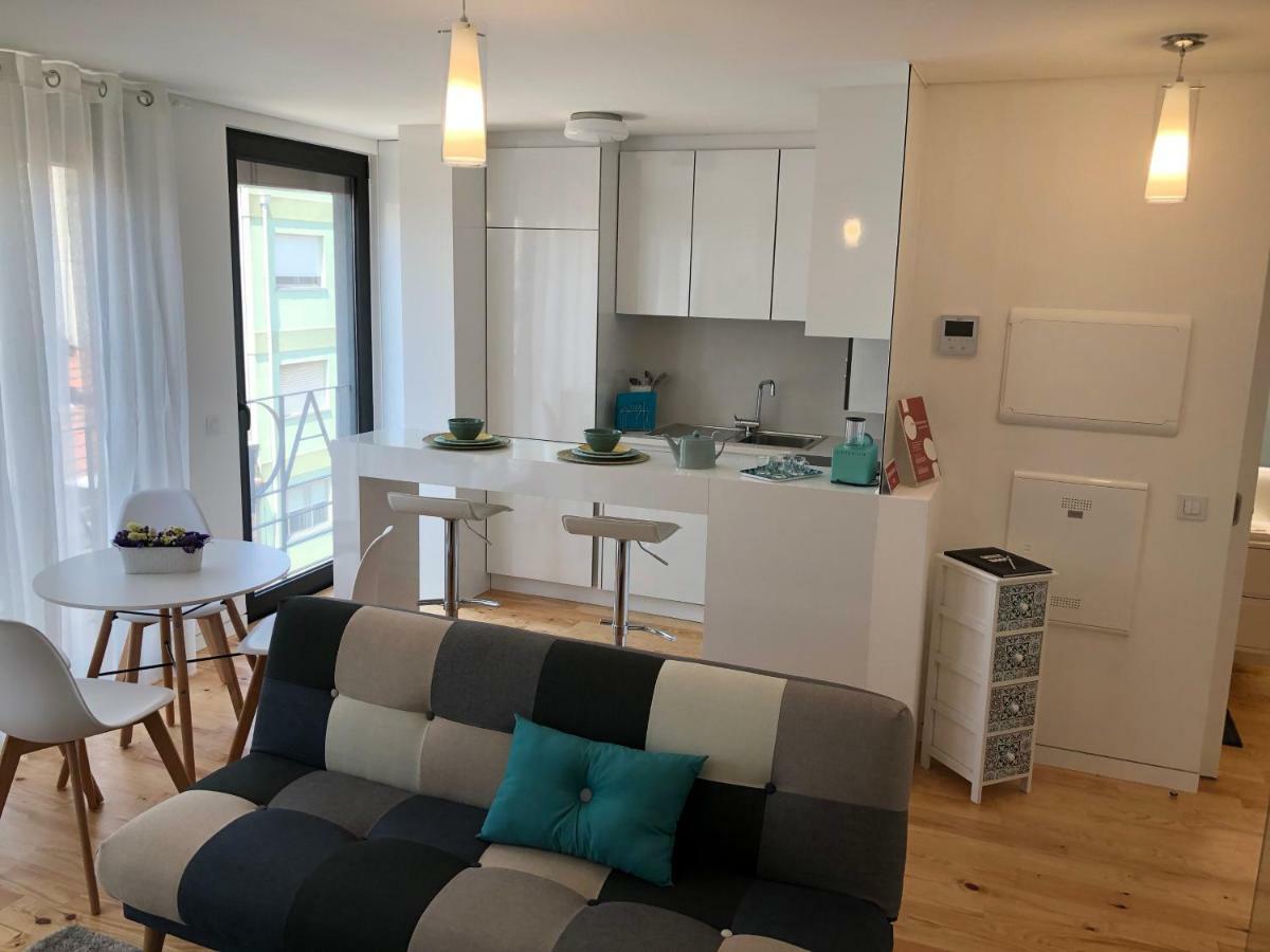 Pangsapuri 70 m² dengan 1 bilik tidur dan 1 bilik mandi peribadi di Cedofeita Porto Luaran gambar