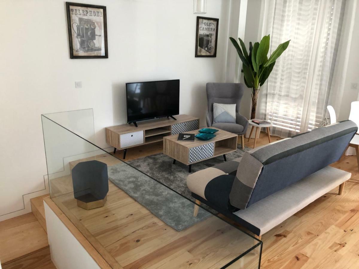 Pangsapuri 70 m² dengan 1 bilik tidur dan 1 bilik mandi peribadi di Cedofeita Porto Luaran gambar